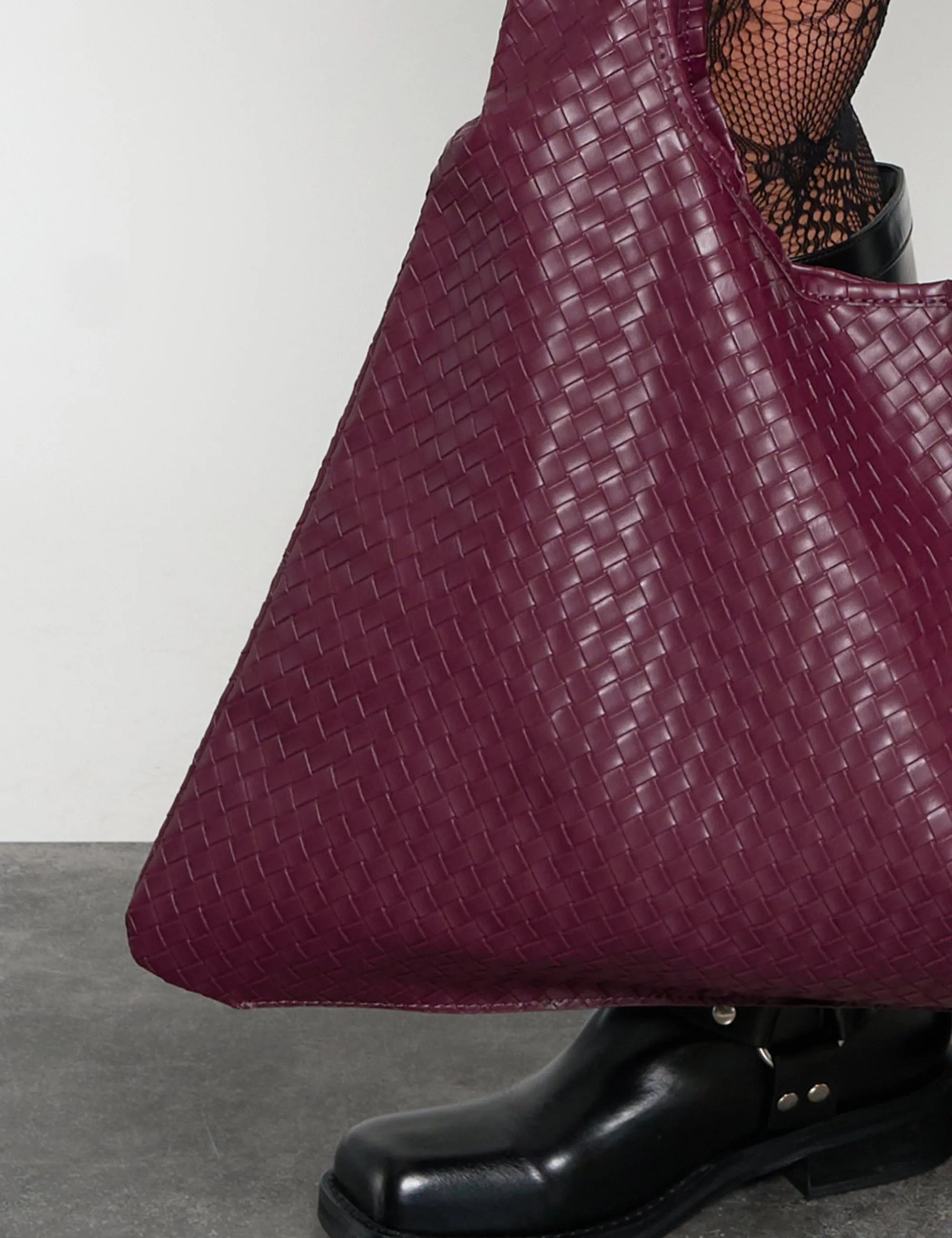 Hobo Woven Burgundy Oversize Shoulder Bag