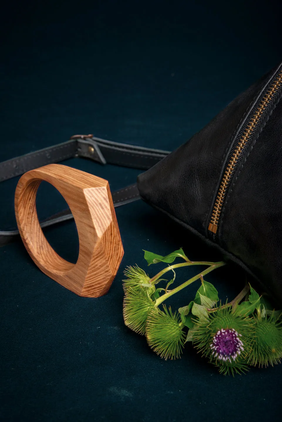 Leather bag with geometrical wood handle LAURIER made to order