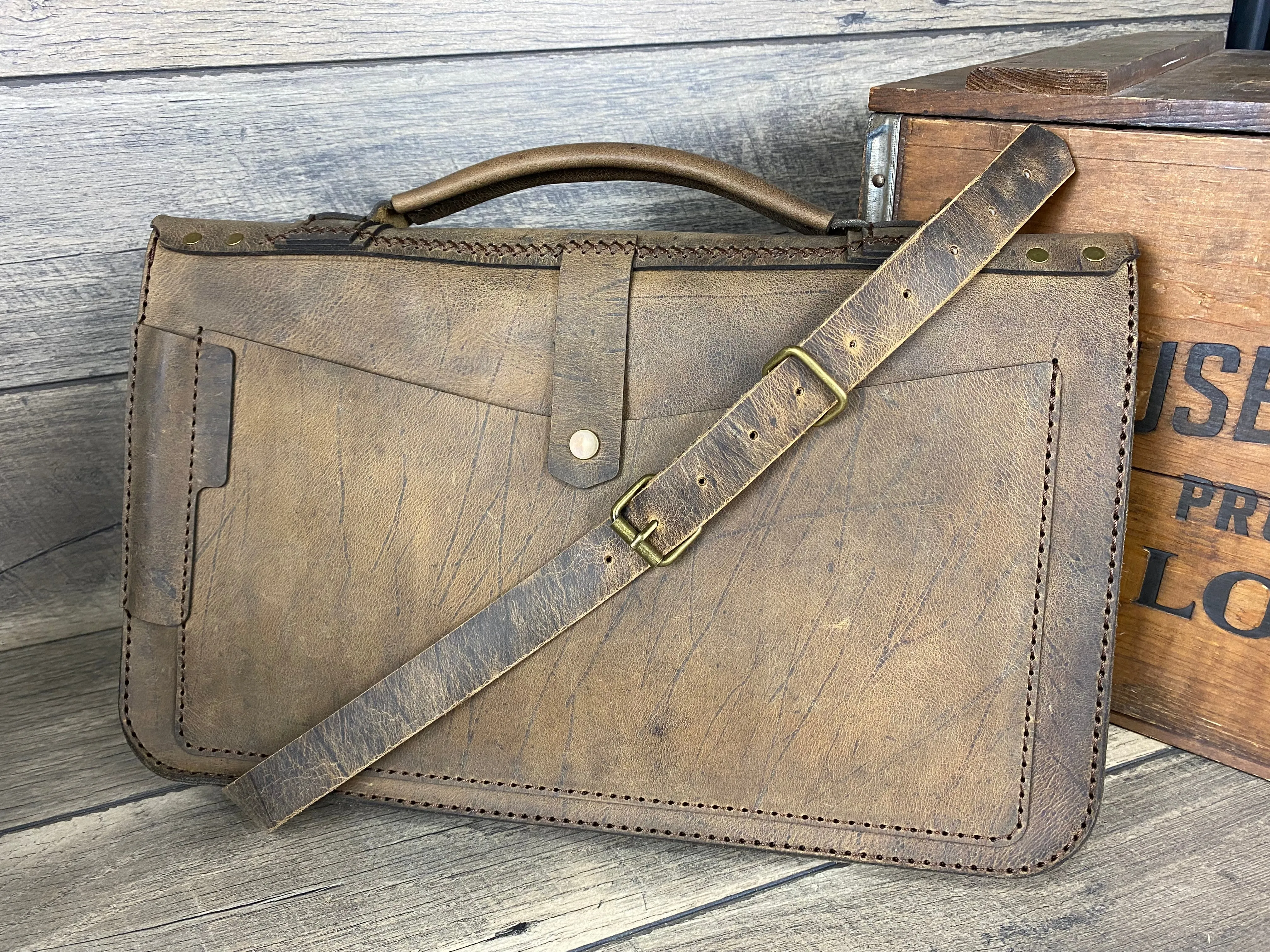 The Indy | A Ruggedly Handsome Briefcase